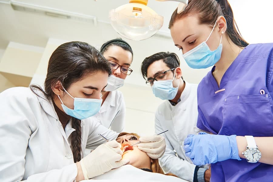 5 Must-Have Tools for Your Dental Student Tool Kit » Diatech